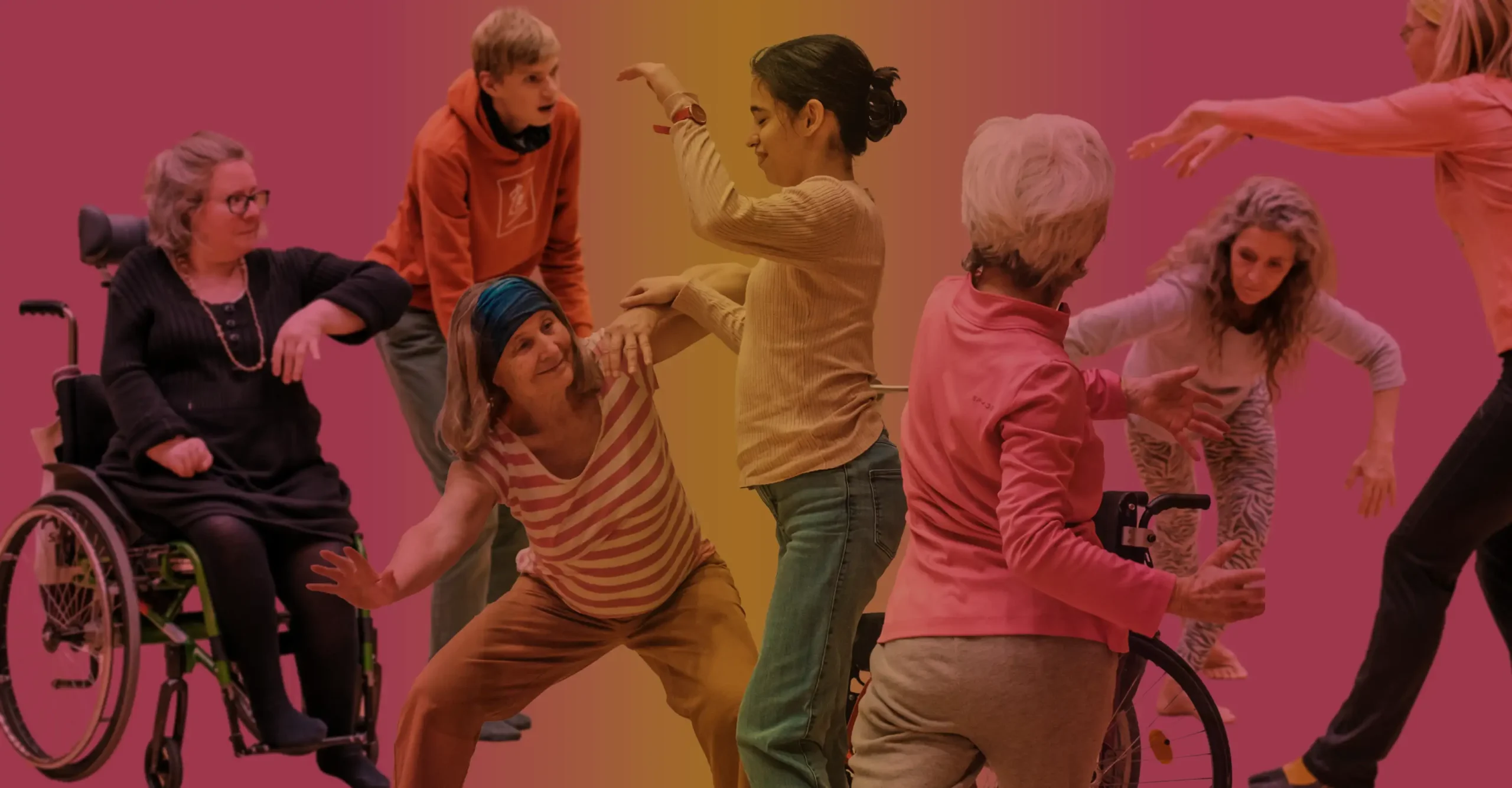 Gemeinsam tanzende Menschen. Mit und ohne Behinderung. Mit und ohne Rollstuhl.